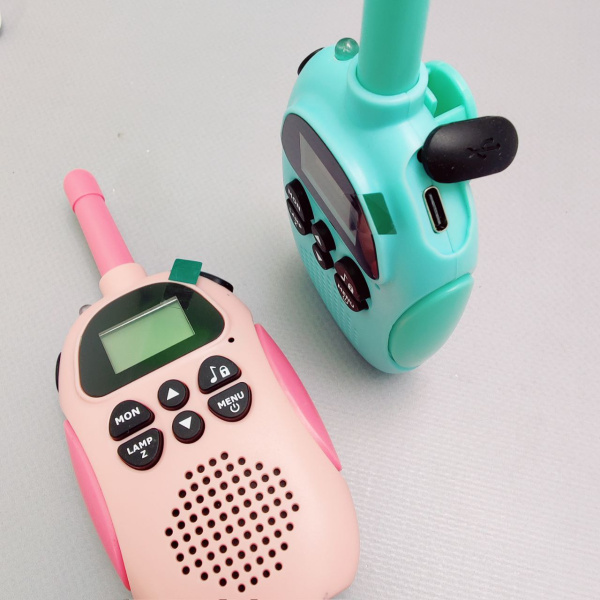 Комплект детских раций Kids walkie talkie (2 шт, радиус действия 3 км)